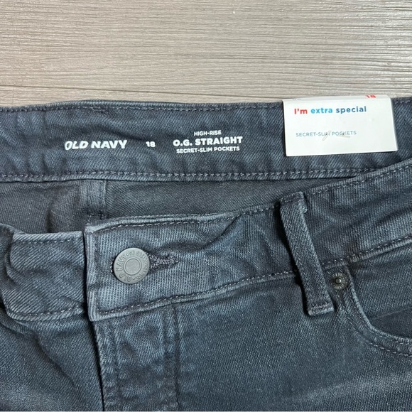 NWT Old Navy Distressed Black High Rise O.G. Straight Ankle Jeans Size 18 - Picture 5 of 7